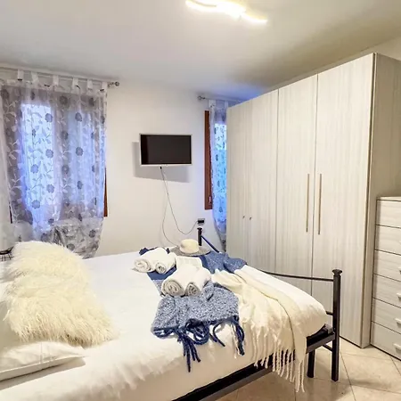 Sailors House *